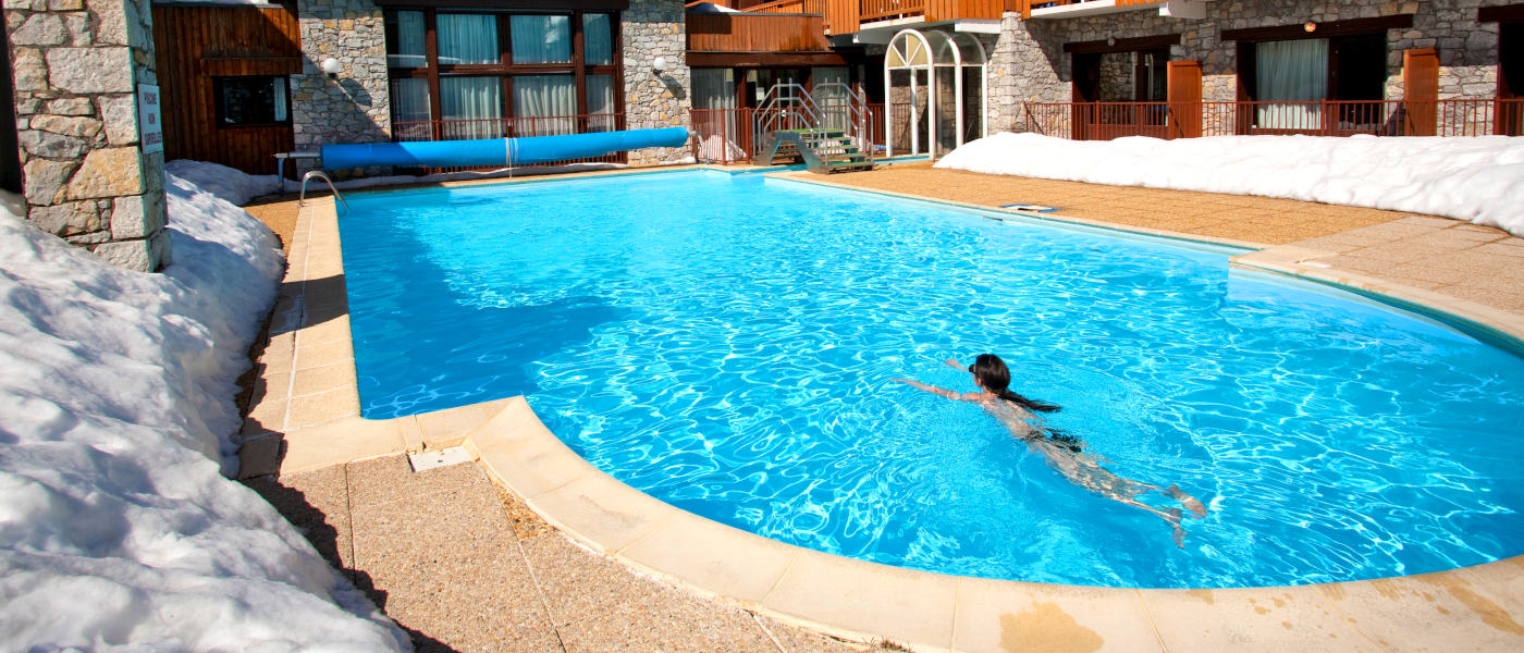 Firefly Holidays Chalets de Solaise Pool 1