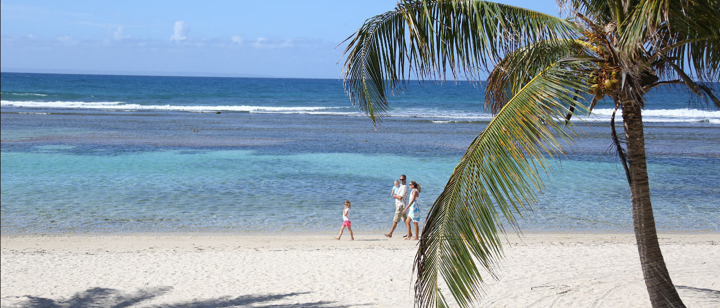 Guadeloupe Sainte Anne Holiday Village Beach 3