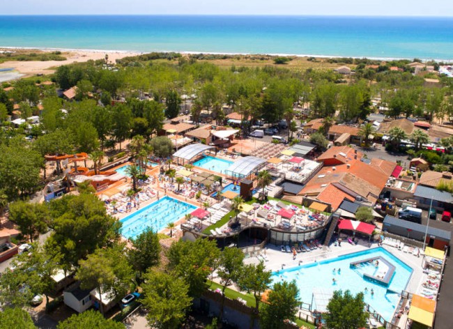 Les Sablons, Portiragnes Plage - Walk on to the fab beach directly from the resort