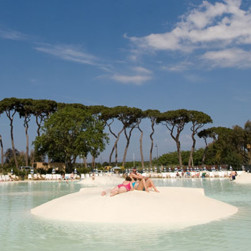 Park Albatros Pool Island