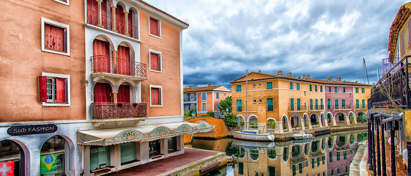 Port Grimaud Water Hero