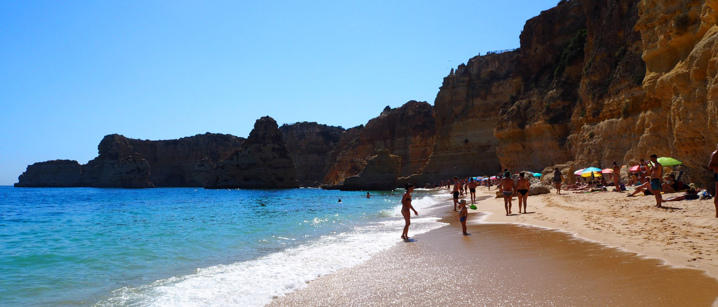 Firefly Holidays Algarve Praia Marinha 2