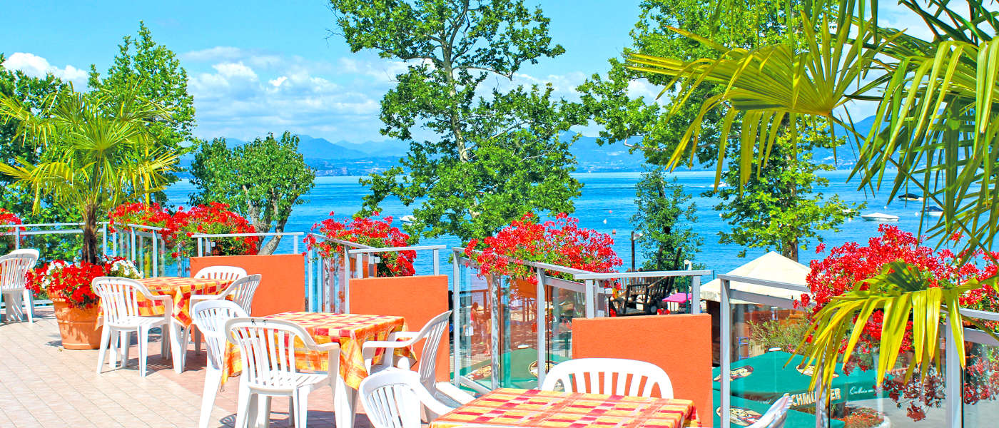 Firefly Holidays Cisano Bar Terrace