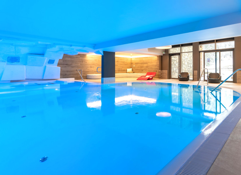 Firefly Holidays Meribel Hevana Pool 1 Jan 2020 600h