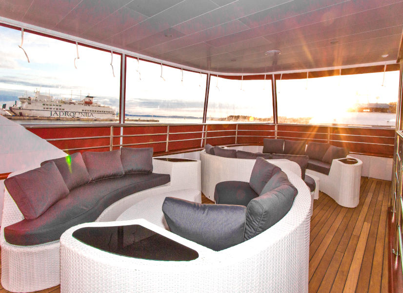 Firefly Holidays Croatia KL1 Maritimo Deck Lounge 600h