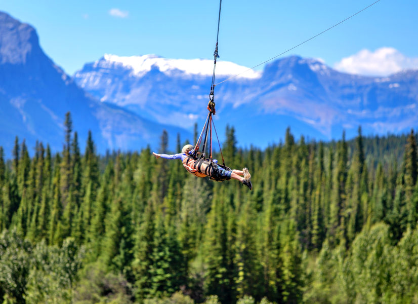 Firefly Holidays Canada Jasper Hinton Zip 600h