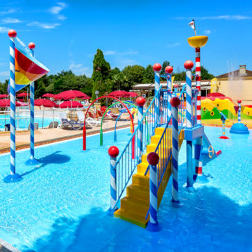 Peneyrals Spray Pool 363