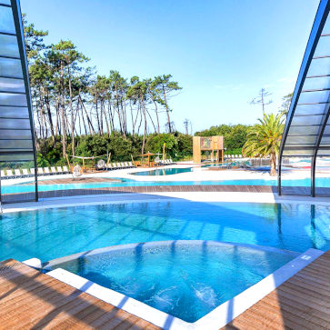 Soulac Plage Covered Pool 2 363