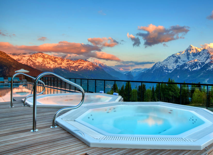 Club Med La Rosiere's Rooftop Hot Tubs